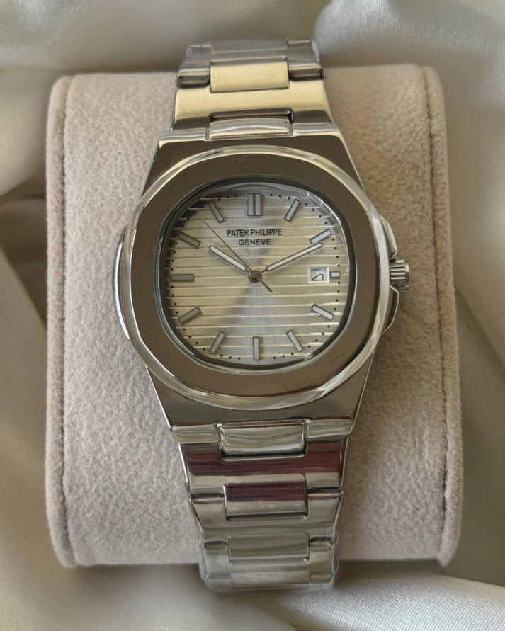 PP Nautilus - (Analog Watch)